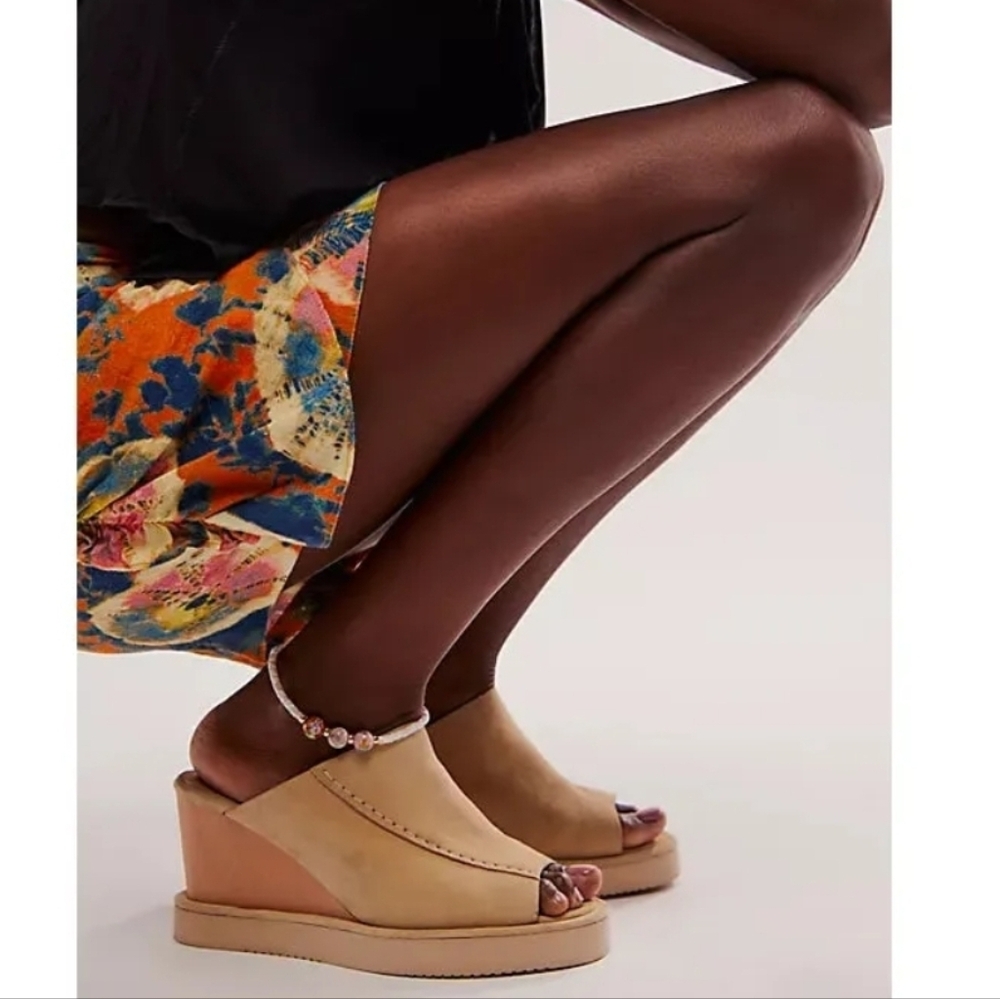 Free People Running In wedges